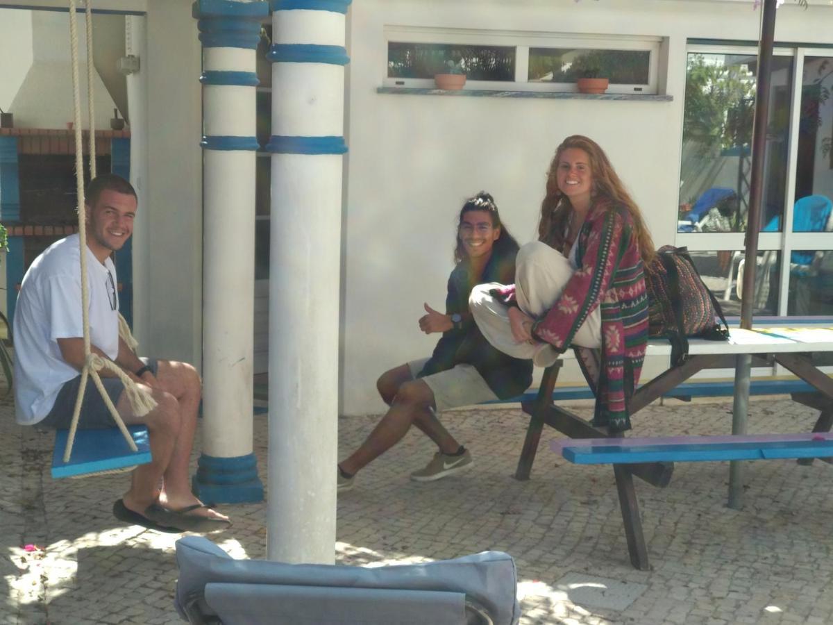 West Coast Surf Hostel アレイア・ブランカ エクステリア 写真