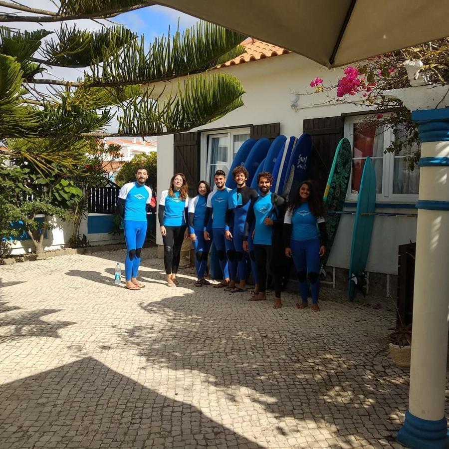 West Coast Surf Hostel アレイア・ブランカ エクステリア 写真
