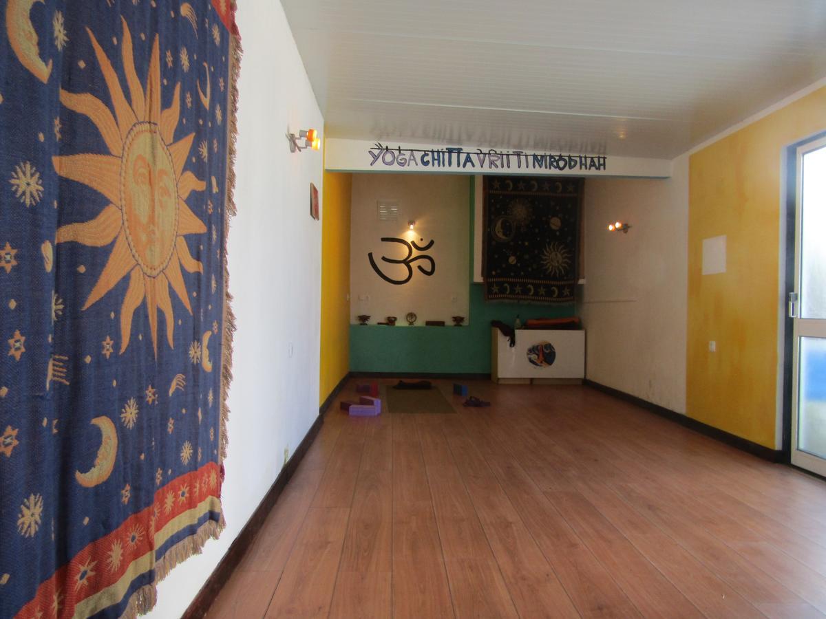 West Coast Surf Hostel アレイア・ブランカ エクステリア 写真