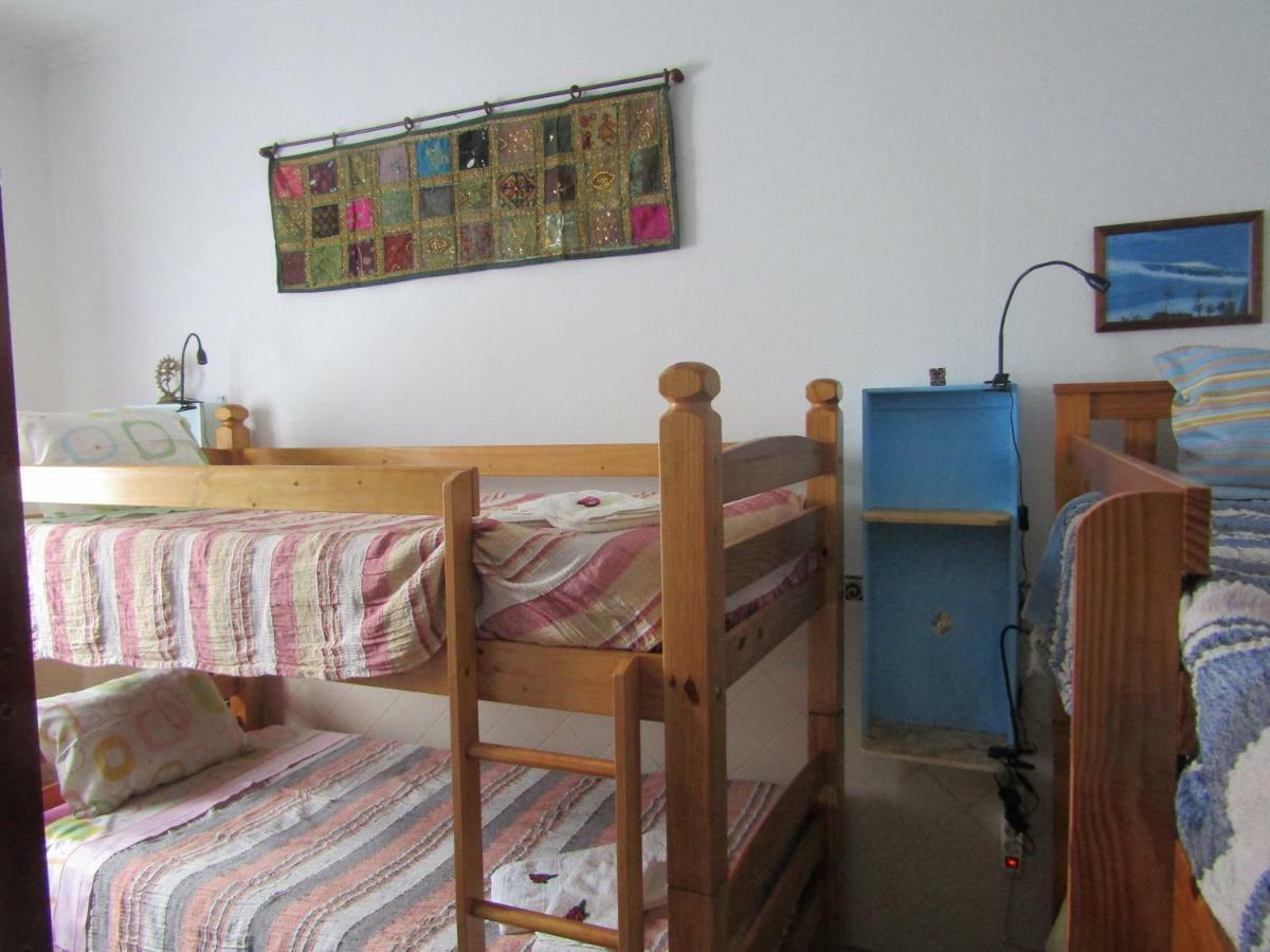 West Coast Surf Hostel アレイア・ブランカ エクステリア 写真